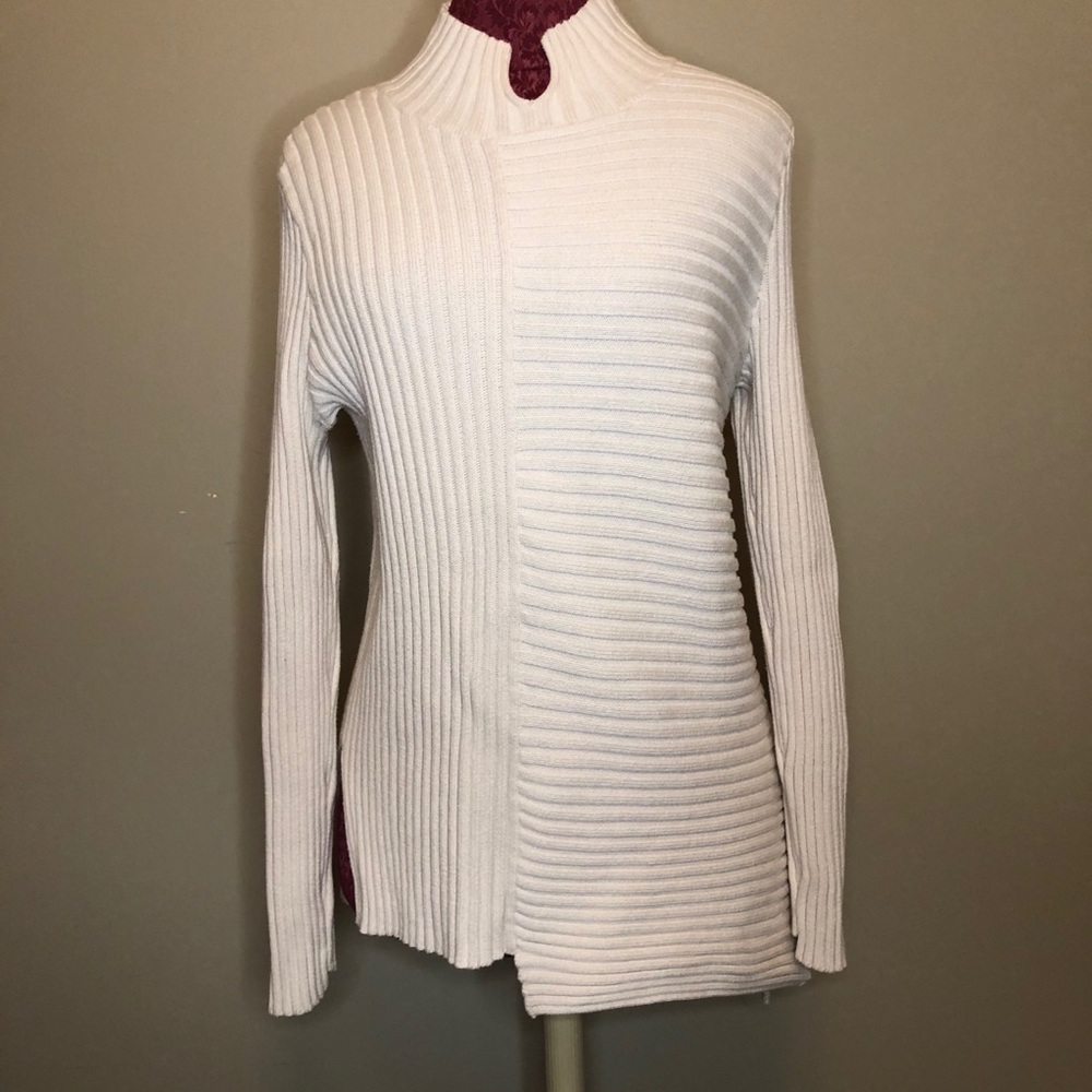 Cabi asymmetrical sweater. EUC